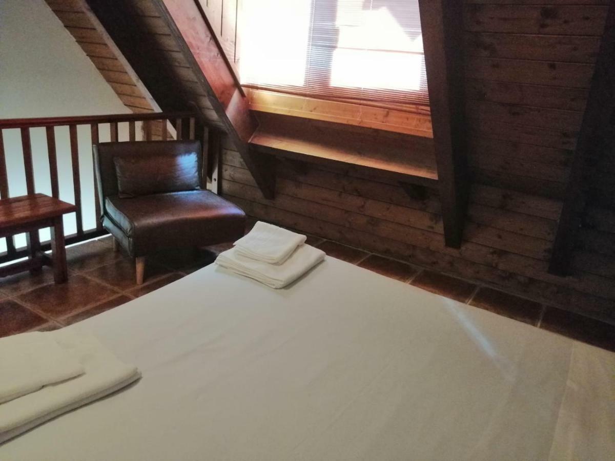 Duplex Calle El Tillo 에스칼리아 외부 사진